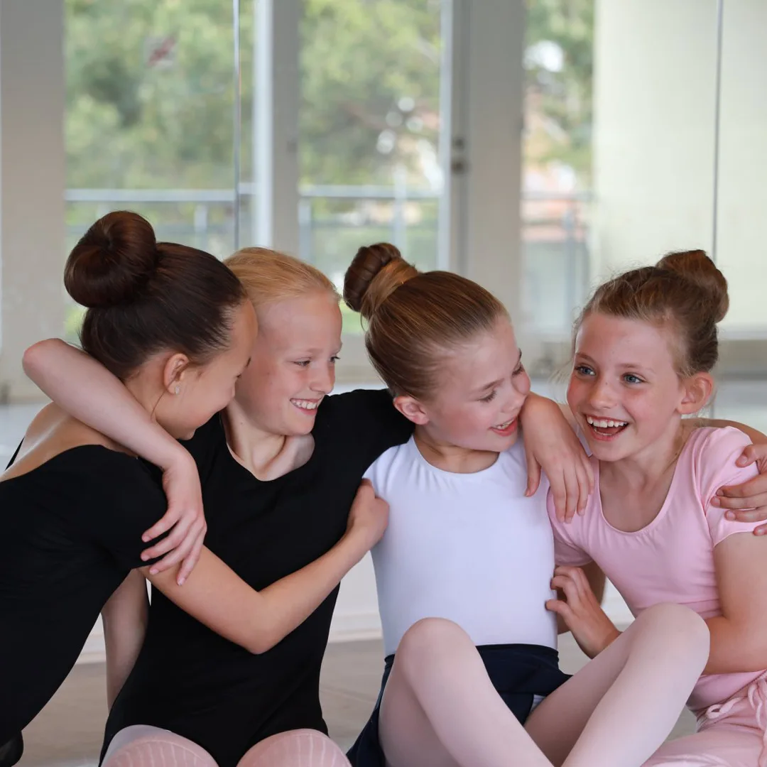 Glade piger til ballet hos Balletkompagniet i Taastrup